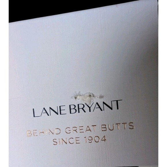 LANE BRYANT Pedal Capri Crop Pants Size 20 White NWT Mid Rise Summer Slimming - Picture 4 of 8